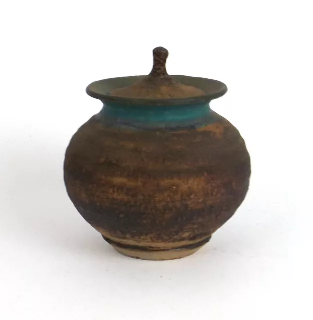 LINDSAY BEDOGNI LIDDED POT - Vintage Australian Studio Pottery