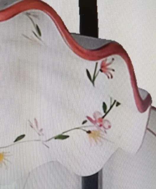 Applique Interno Rustico ceramica decorato a mano con fiorellini e bordo cotto. 2