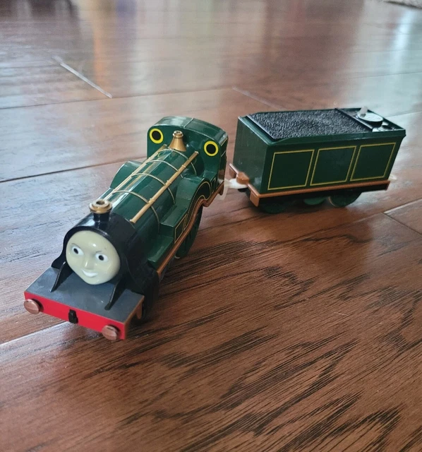 Thomas & Friends TrackMaster Emily With Tender Motorized Train Engine 2004 TOMY