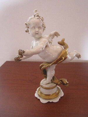 GIUSEPPE CAPPE' MAGNIFICO PUTTO ALATO CON CORONCINE DI VISCHIO BIANCO/ORO 18 CM 