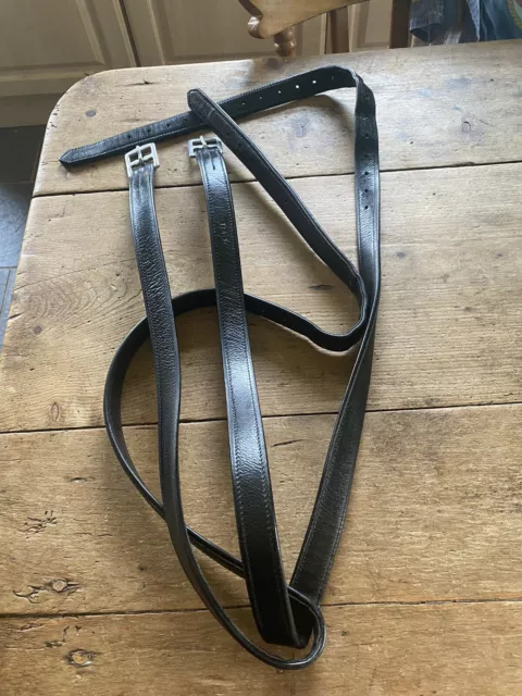 John Whitaker Non-Stretch Hide Wrapped Stirrup Leathers  Black 58" VGC