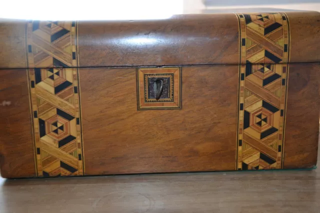 Caja de coser de marquetería vintage con cerradura y llave de trabajo 3