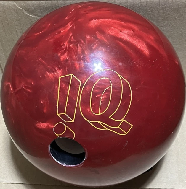 IQ TOUR RED Storm iQ Tour Ruby | 4K Ball Review | Bowlers Paradise