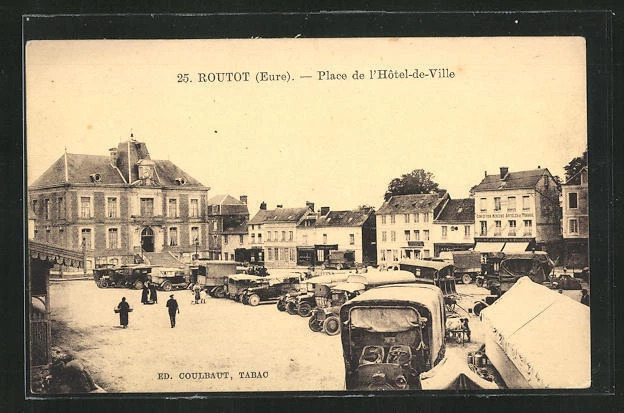 CPA Routot, Place de l´Hotel-de-Ville