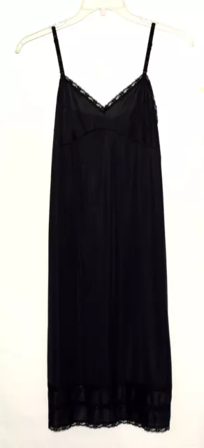 Vintage Black with Small Lace on Top & 3 Rows on Bottom Nylon Full Slip Size 32