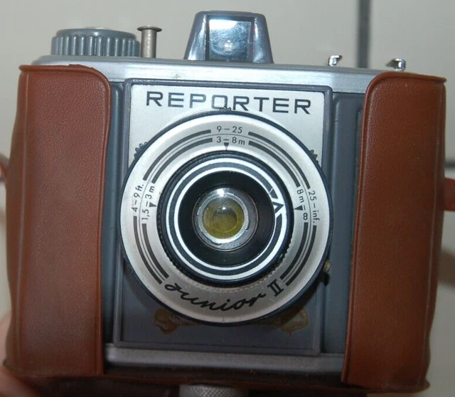 Cámara vintage Reporter Junior II en estuche