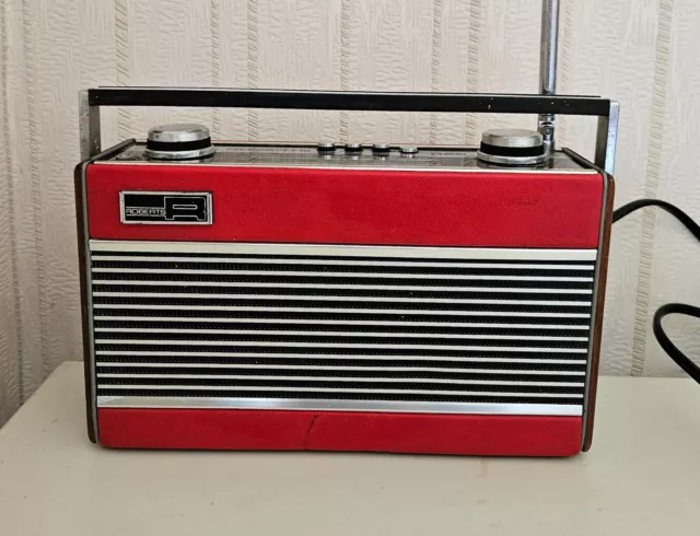 VINTAGE ROBERTS RED Radio Model R25 £14.00 - PicClick UK