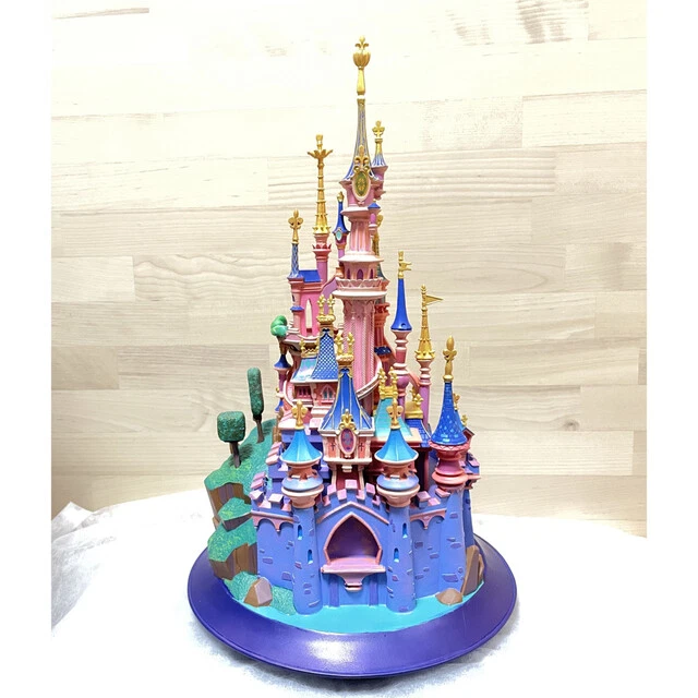 Disneyland Paris 30th Anniversary Castle Figure Limited to 1000 pieces