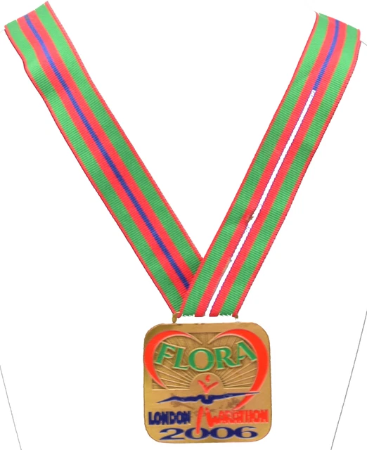 Best pictures from London Marathon 2025 as over 50,000 runners take to capital's