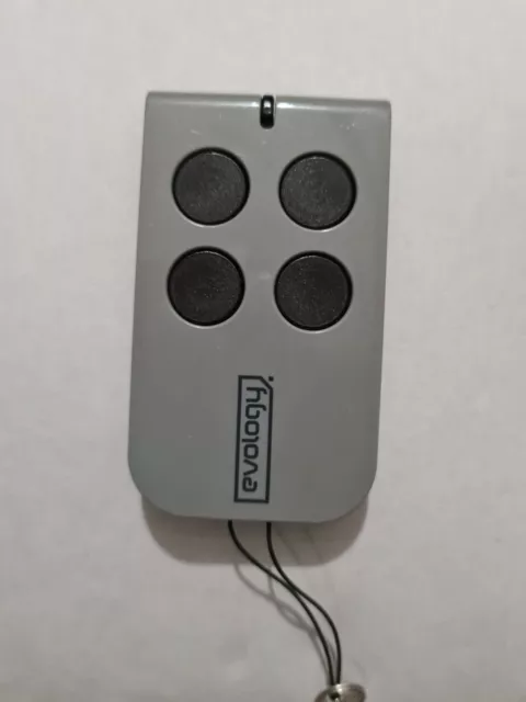 Télécommande 4 boutons copieuse universelle CARTY-ONE