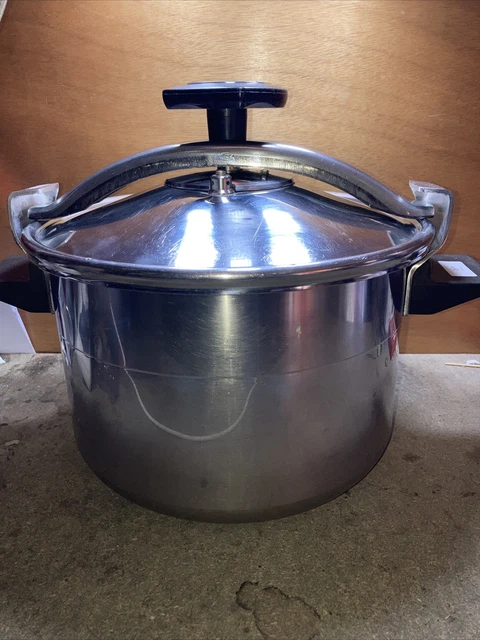 Ancienne COCOTTE MINUTE SEB 22L Serie A Digesteur 1978