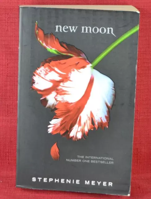 New moon stephenie meyer - livre anglais