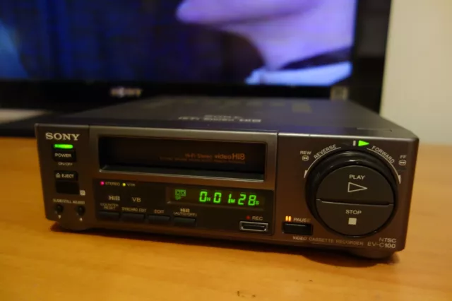 Sony ES EV-S1000E PAL Hi8 Video8 8mm Video 8 Player Recorder PCM VCR Deck
