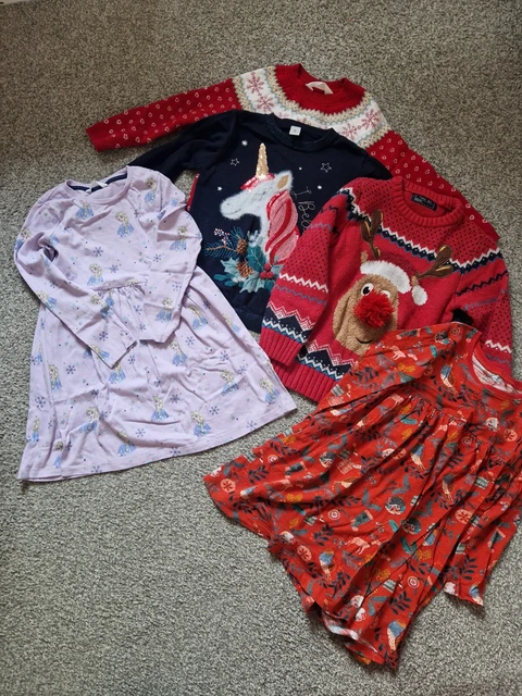 Girls Red / Christmas Clothes Bundle  Jumpers Dresses  Age 5-6yrs / 4-6 Years