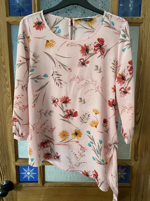 💕Pretty Bon Marche size 20 Blouse with side tie Pink Floral 3/4 Sleeve #563💕