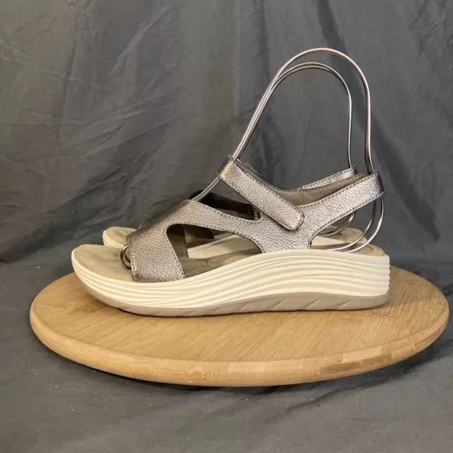 Bionica Wedge Sandals Womens 7/38 Metallic Gold Leather Open Toe Ankle Strap