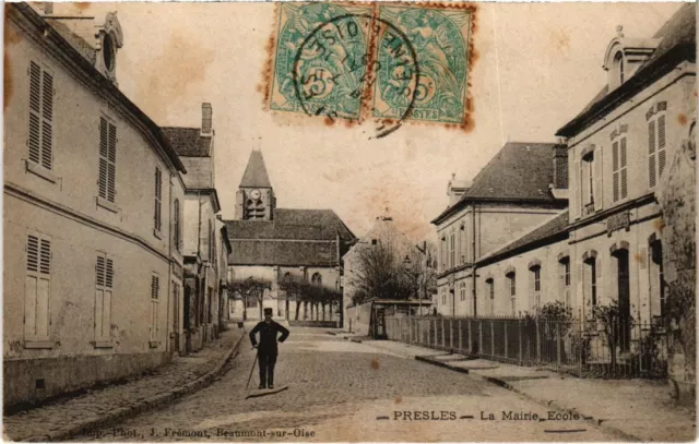 CPA PRESLES La Mairie Ecole (1272366)