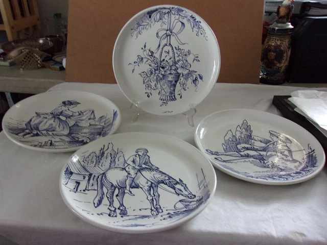 Vintage Made In Italy Handpainted Plates (4) Blue And White Signed