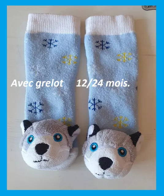 Une paire de chaussette grelots taille 12/24 mois