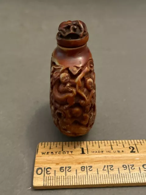 Vintage Carved Brown Resin Men Animals And Dragon Design Snuff Perfume Bottle 2