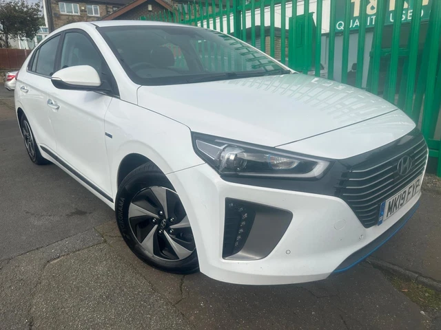 2019 hyundai ioniq 1.6 GDi Hybrid Premium SE 5dr DCT white leather