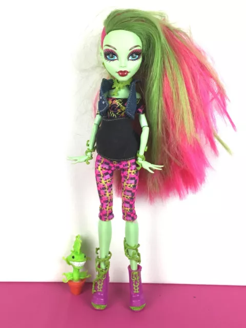 Monster High Doll Venus McFlytrap First 1st Wave / Basic