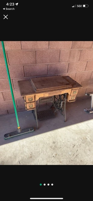 antique foot pedal singer sewing machine