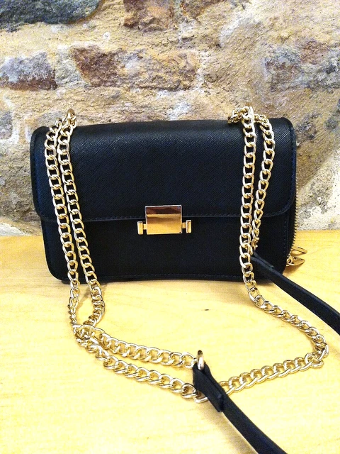 Borsa borsetta pochette piccola nera -tracolla catena-