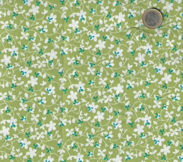 Baumwollstoff: Mini Blüten, 12,60 €/m, grün weiß, 100 % Baumwolle, lindgrün