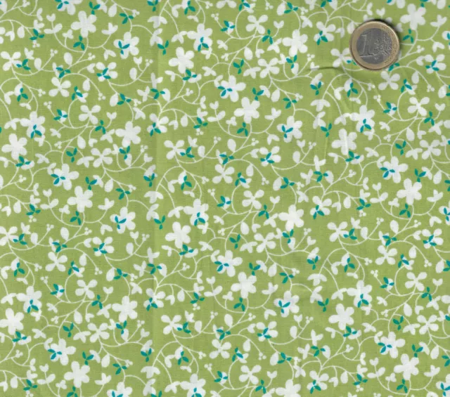 Baumwollstoff: Mini Blüten, 12,60 €/m, grün weiß, 100 % Baumwolle, lindgrün