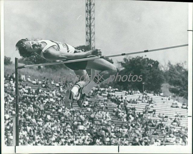 1970S DWIGHT STONE World Record and Olympic Medalist High Jump Orig