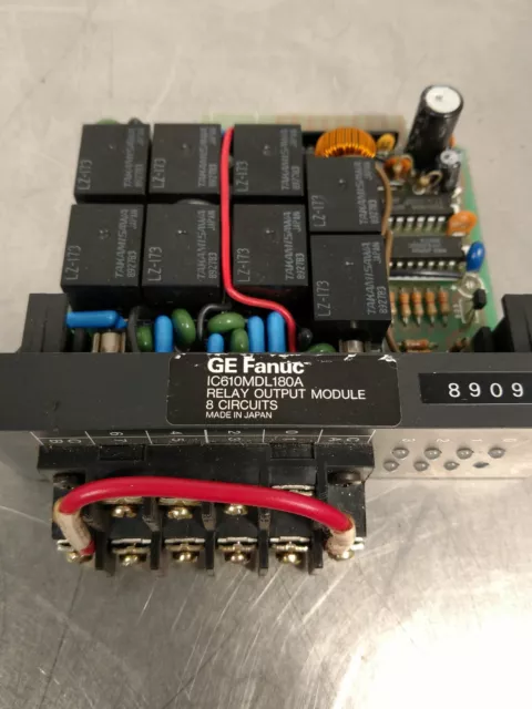 GE FANUC IC610MDL180A Relay Output Module 8 Circuits                          3F 2