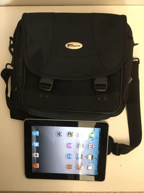 Apple iPad 2 9.7" Tablet 16GB Wi-Fi Touchscreen Silver, and Targus Carrying Case