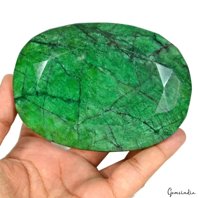 3150 Cts Natural Brazilian Green Emerald Oval Cut Huge Loose Gem-103x74x45mm