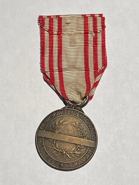 Médaille Monaco Honneur Et Travail Louis II 1923 - Avec Écrin - Décoration D'Occasion
