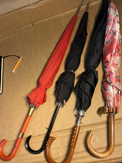 4 umbrella vintage