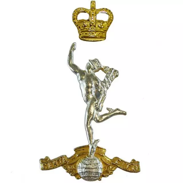 Royal Signals Metal Cap Badge British Army Royal Corp Of Signals Badge & Plate