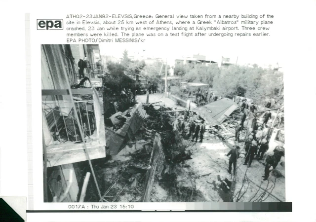 Aircraft crashes(Gen 1980-94). - Vintage Photograph 1434818