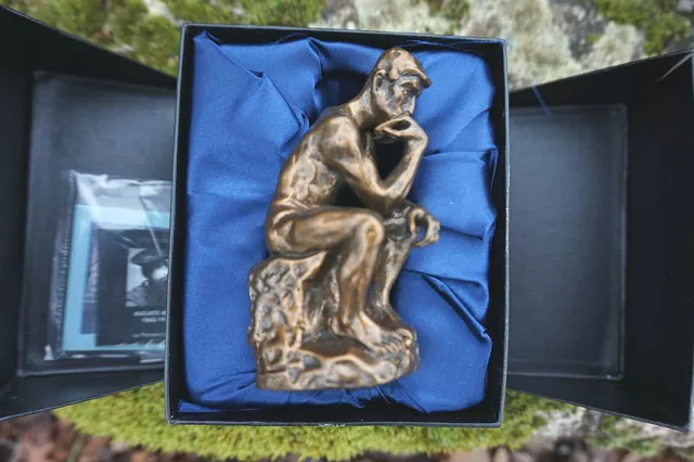 Pa01Ro   Figurine Statuette Reproduction Le Penseur Rodin Style Bronze Parastone