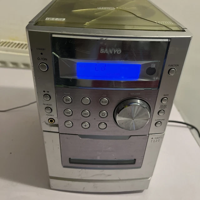 SANYO MICRO COMPACT Disc Digital HIFI System DCDA2000. Audio system
