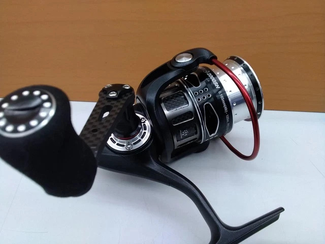Abu Garcia Revo MGX シータ2000SH リール Amazon | アブガルシア(Abu Garcia) スピニングリール REVO MGX