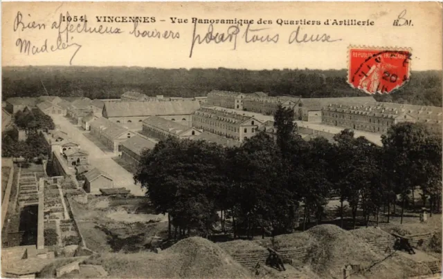 CPA VINCENNES - Panoramic View of the Artillery Quarters (519737)