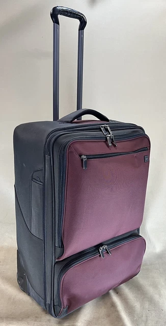 REI 26” Upright Rolling Travel Luggage wheeled Expandable Suitcase 3