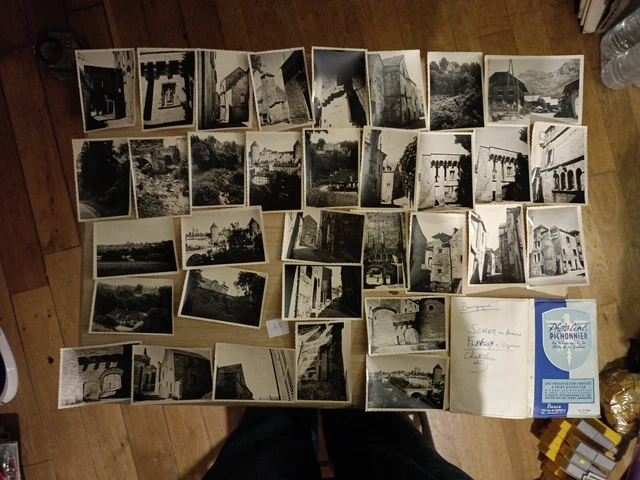 Lot de 33 photos anciennes en bon état comme sur les images. Des années