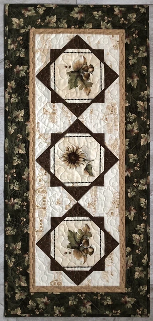 Hermoso Tablerunner ""Memories"" de otoño - 19""x 40"". Telas de calidad para tienda de edredones.