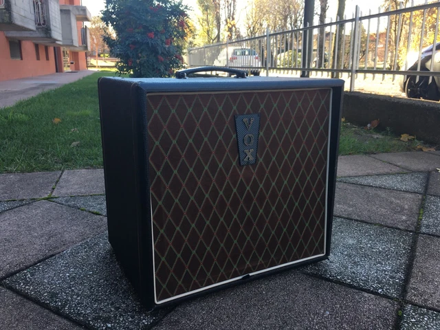 Amplificatore per Basso Elettrico - Vox T60 (80W - Bassilator)