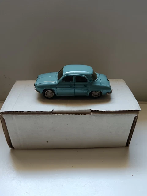 Renault Dauphine Bleue NOREV 1/18 - Modèle De Collection (Porte Endommagée) - Boîte Fermée