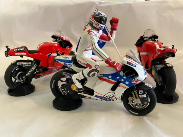 Minichamps 1/12 Motorcycle Stand. MotoGP Ducati Honda Yamaha Suzuki-Wide