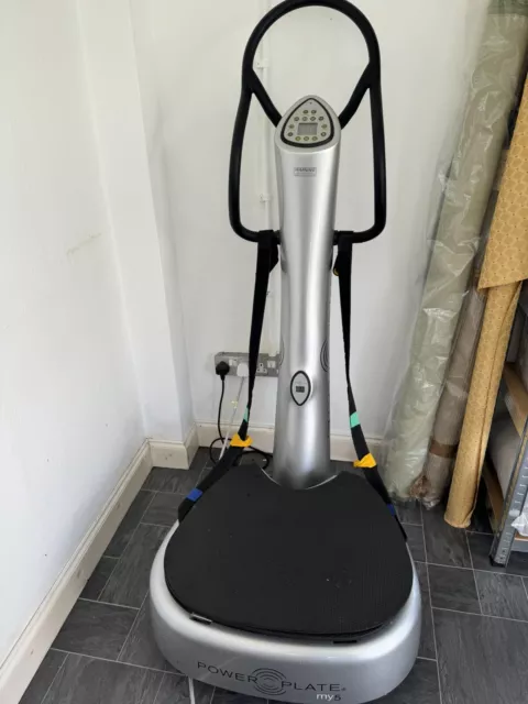 POWER PLATE MY5 With Accesories.