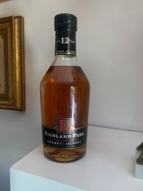 Highland Park - Orkney Islands Single Malt (Old Bottling) 12 year old Whisky ...